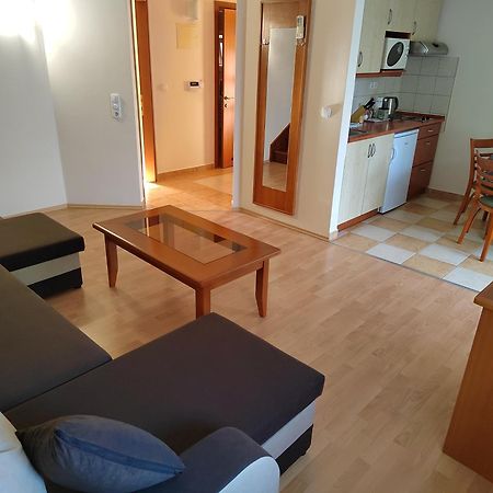 Garda Wellness Apartmanhaz Hévíz Buitenkant foto