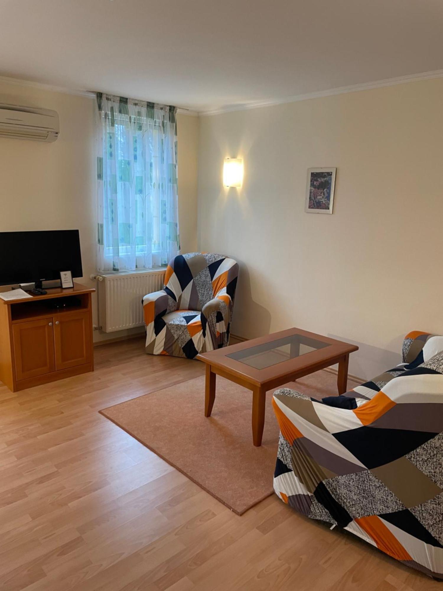 Garda Wellness Apartmanhaz Hévíz Kamer foto