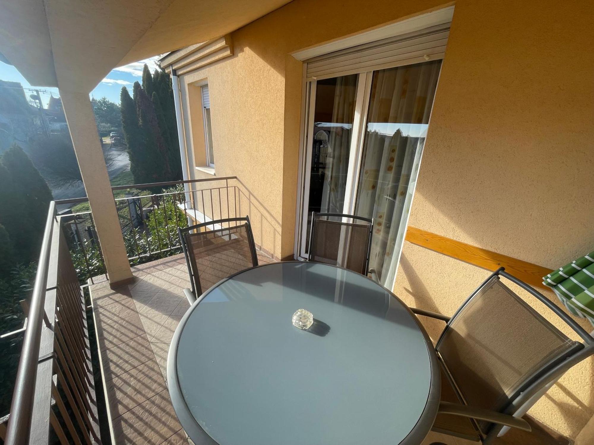 Garda Wellness Apartmanhaz Hévíz Kamer foto
